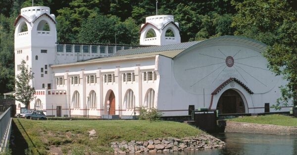 Wasserkraftwerk, Museum und Konzertsaal Bild